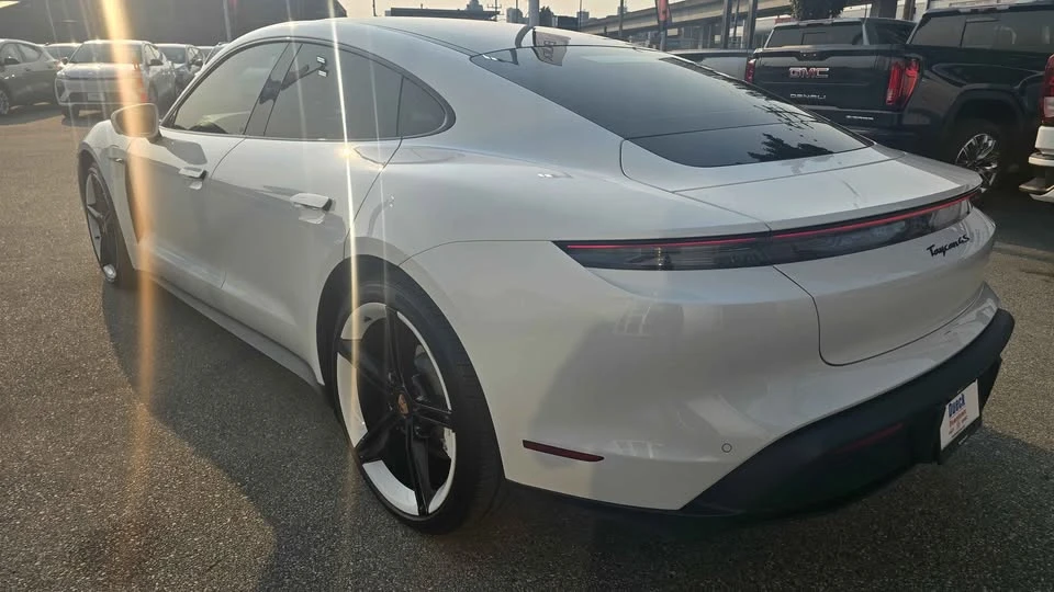 2023 Porsche Taycan 4S - Image 5 of 13