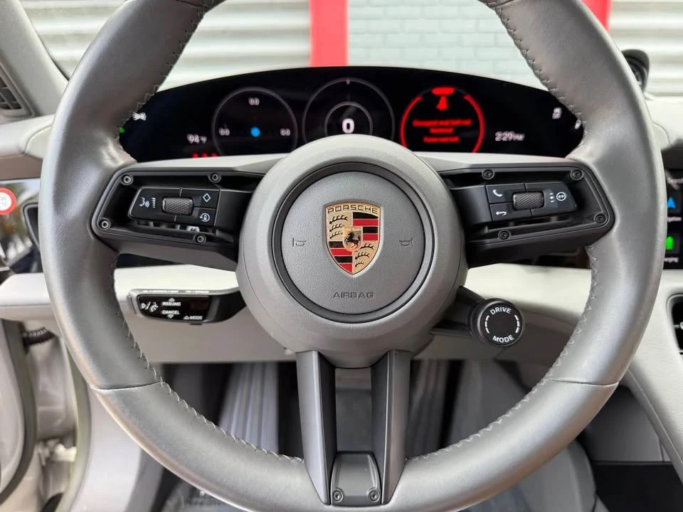 2023 Porsche Taycan - Image 10 of 18