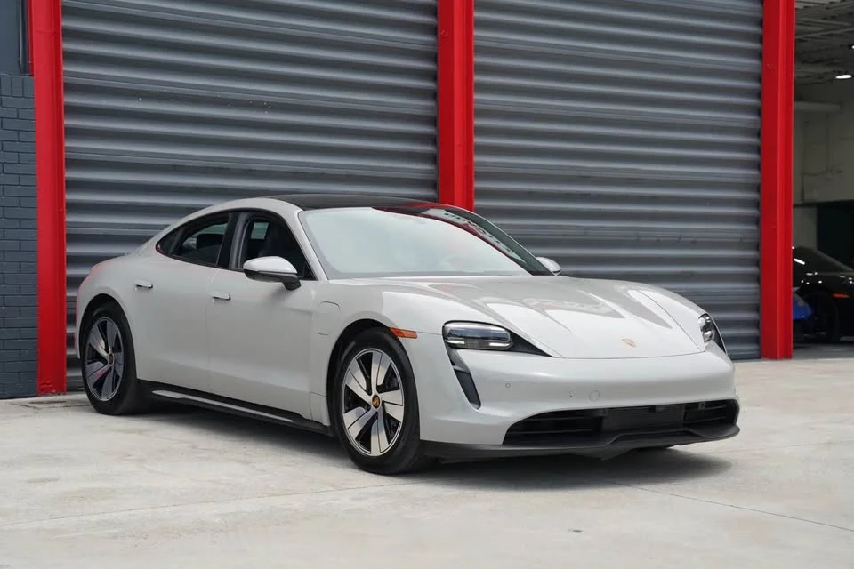 2023 Porsche Taycan - Image 3 of 18