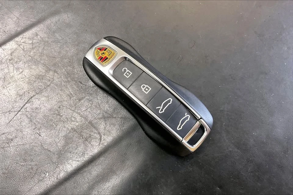 2023 Porsche Taycan - Image 19 of 20
