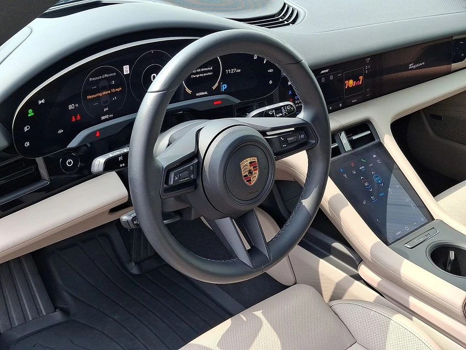 2023 Porsche Taycan Cross Turismo - Image 4 of 31