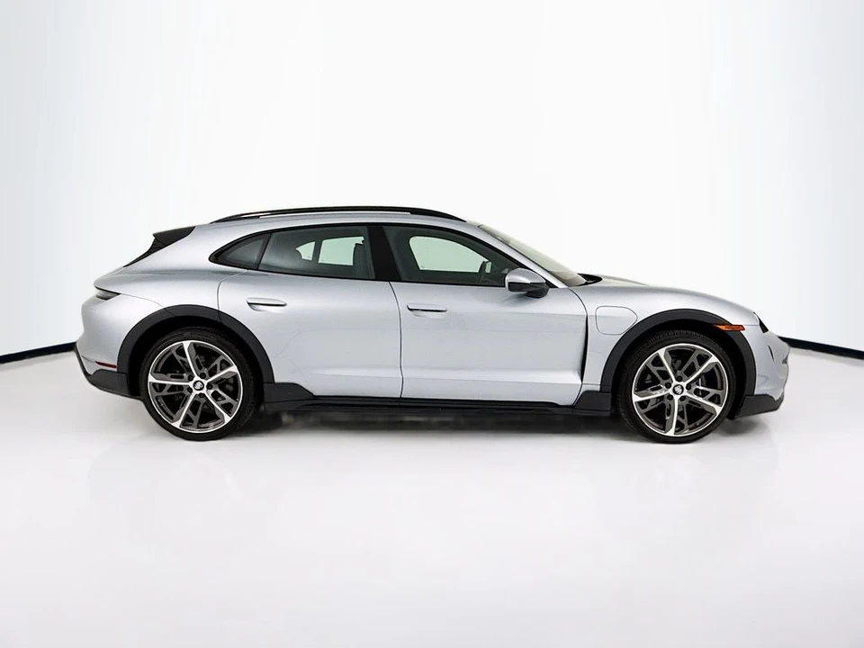 2023 Porsche Taycan 4 - Image 8 of 12