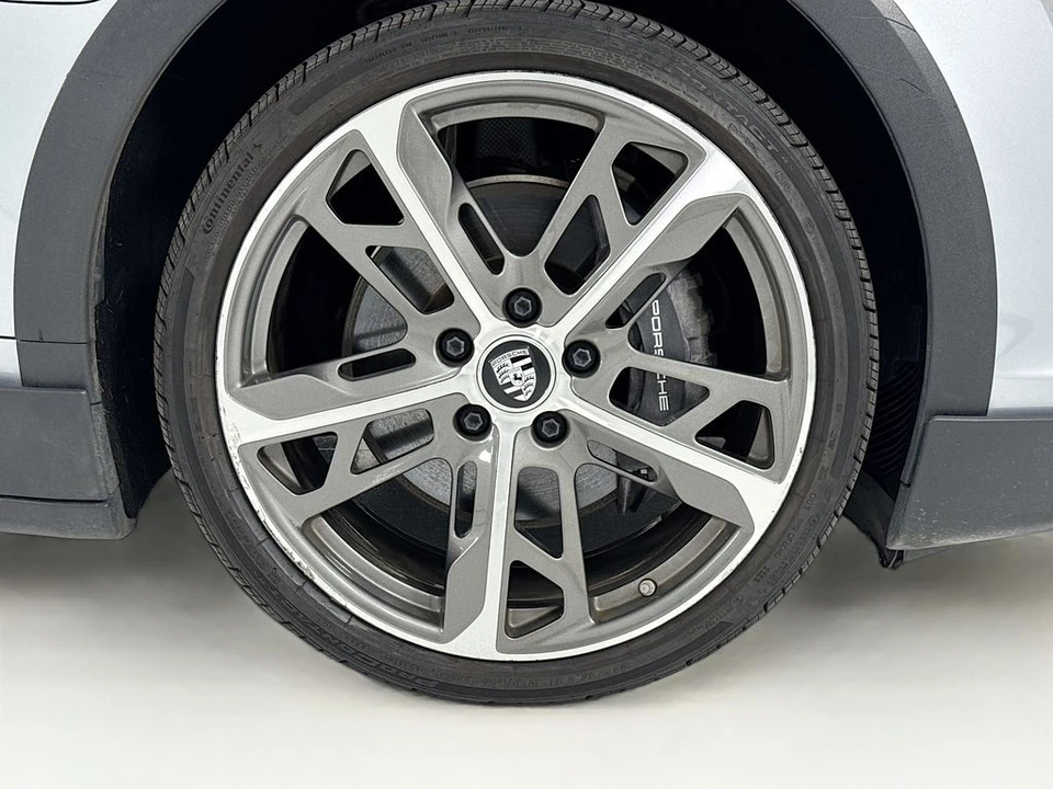 2023 Porsche Taycan 4 - Image 11 of 12