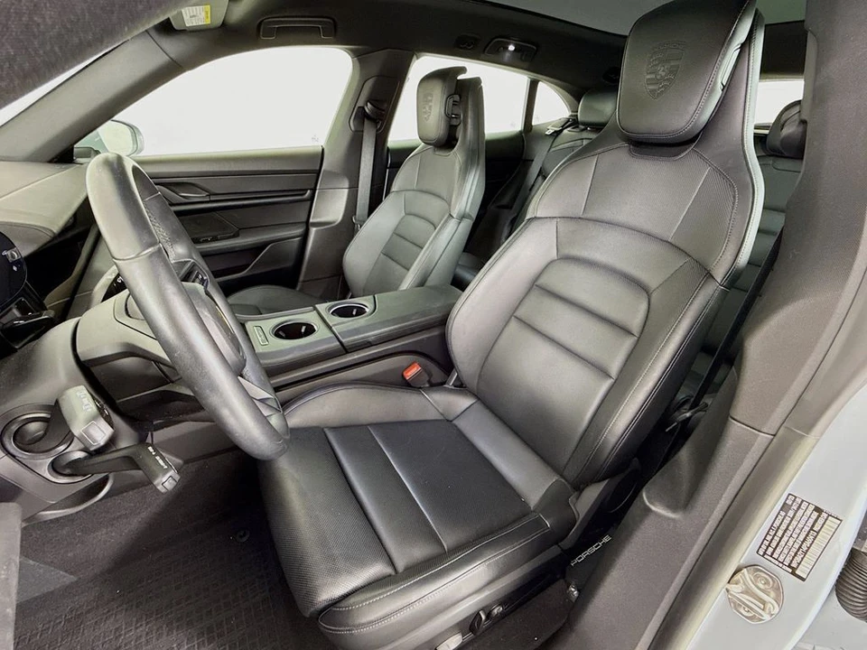 2023 Porsche Taycan 4 - Image 5 of 12
