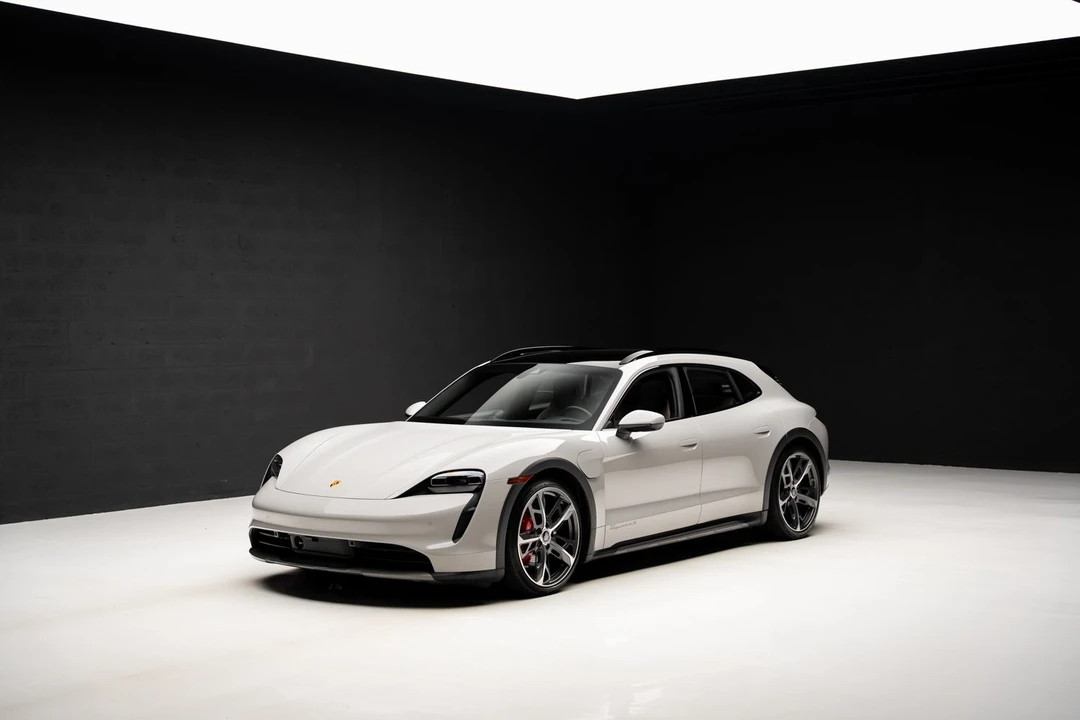 2023 Porsche Taycan 4S - Image 4 of 21