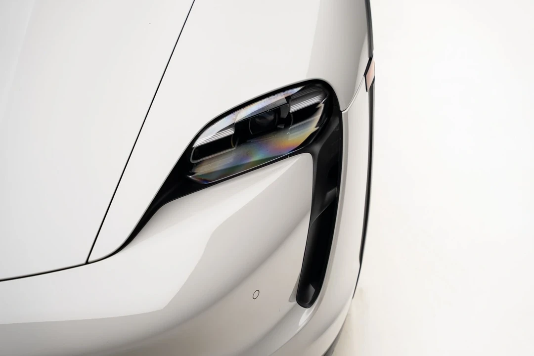 2023 Porsche Taycan 4S - Image 10 of 12