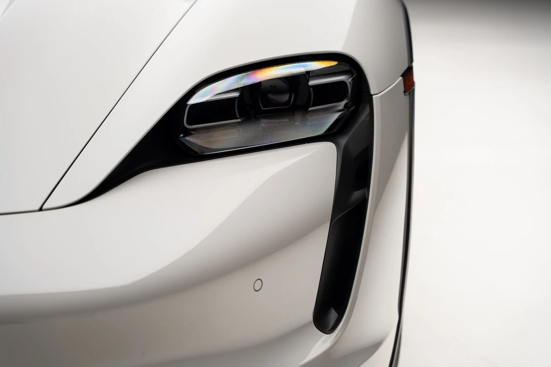 2023 Porsche Taycan 4S - Image 9 of 21
