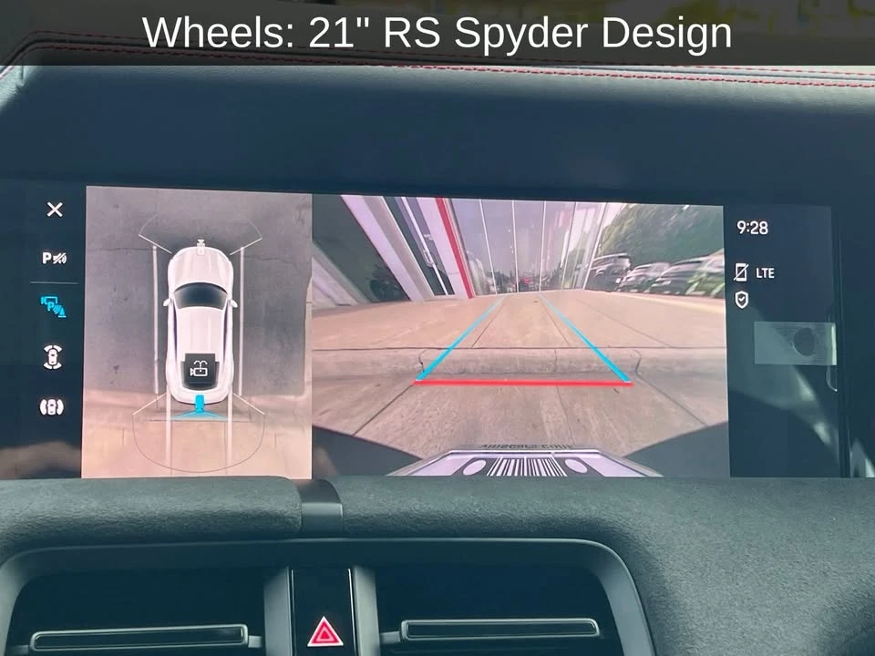 2023 Porsche Taycan GTS - Image 16 of 20