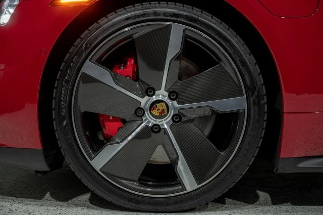 2023 Porsche Taycan GTS - Image 10 of 22