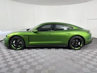 2023 Porsche Taycan GTS - Image 13 of 31