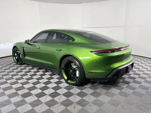2023 Porsche Taycan GTS - Image 22 of 31