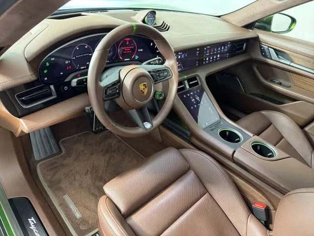 2023 Porsche Taycan GTS - Image 26 of 31