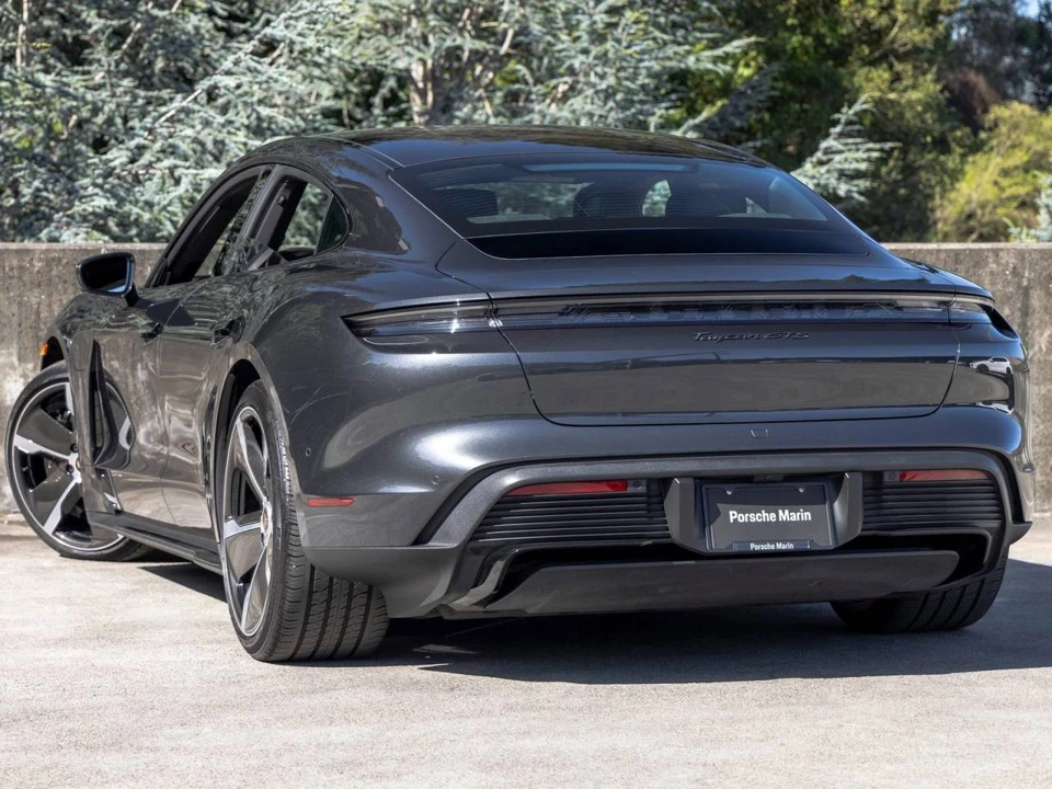 2023 Porsche Taycan GTS - Image 3 of 5