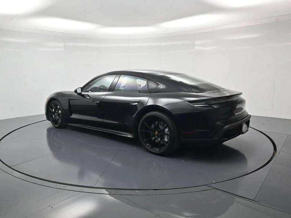 2023 Porsche Taycan GTS - Image 3 of 5