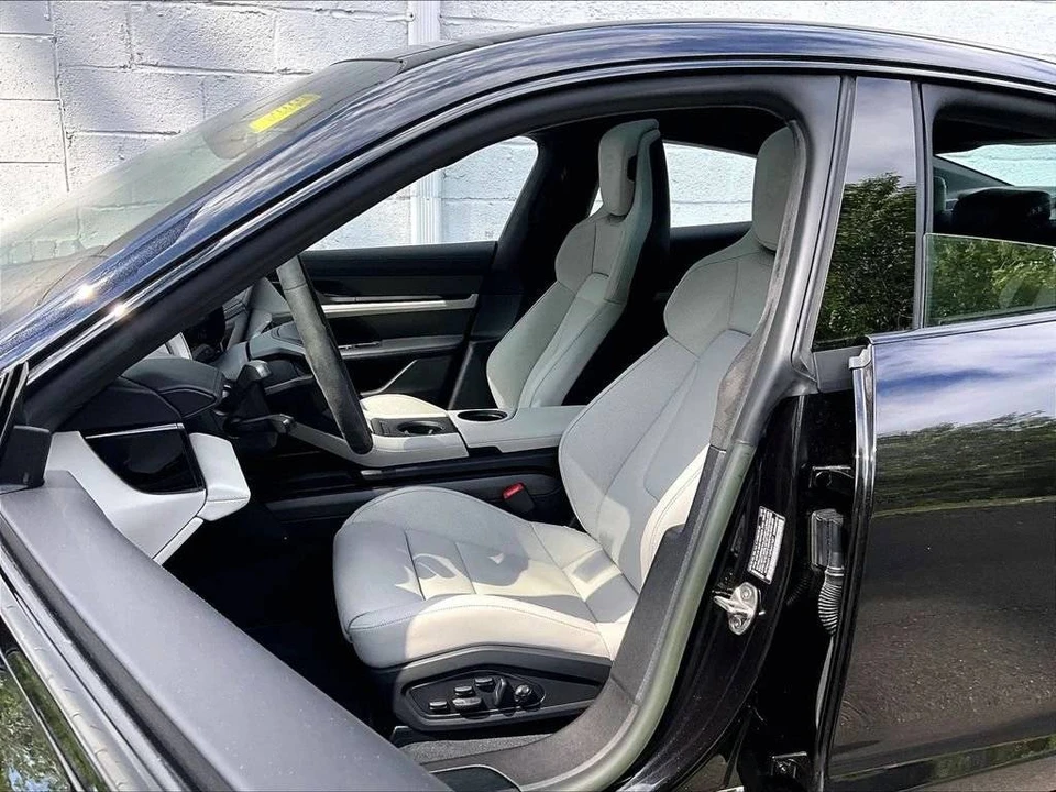2023 Porsche Taycan GTS - Image 5 of 5
