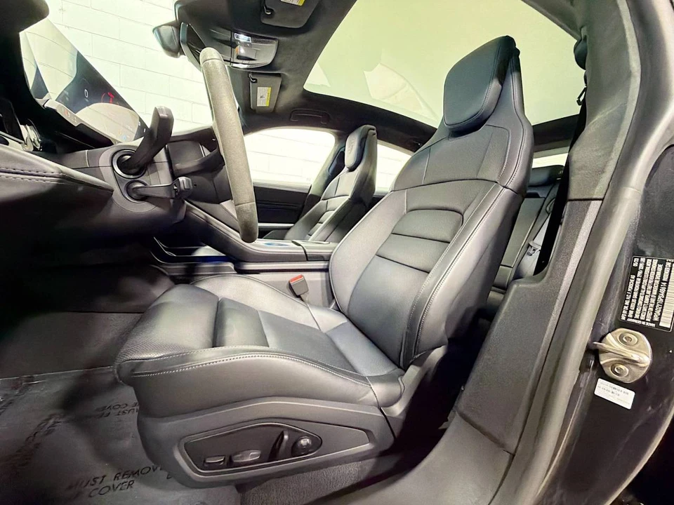 2023 Porsche Taycan GTS - Image 5 of 5