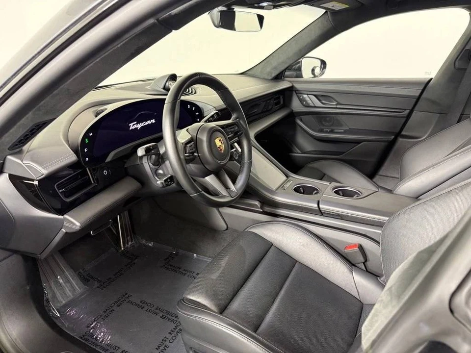 2023 Porsche Taycan GTS - Image 4 of 5