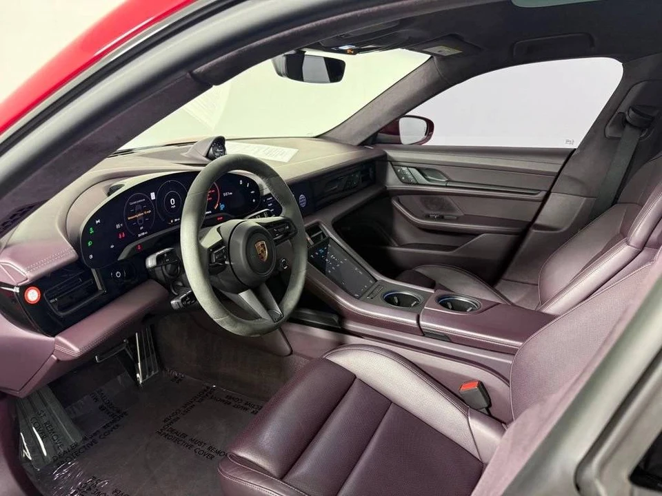 2023 Porsche Taycan GTS - Image 4 of 5