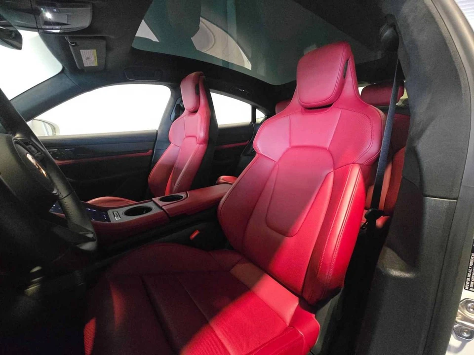2023 Porsche Taycan GTS - Image 5 of 5