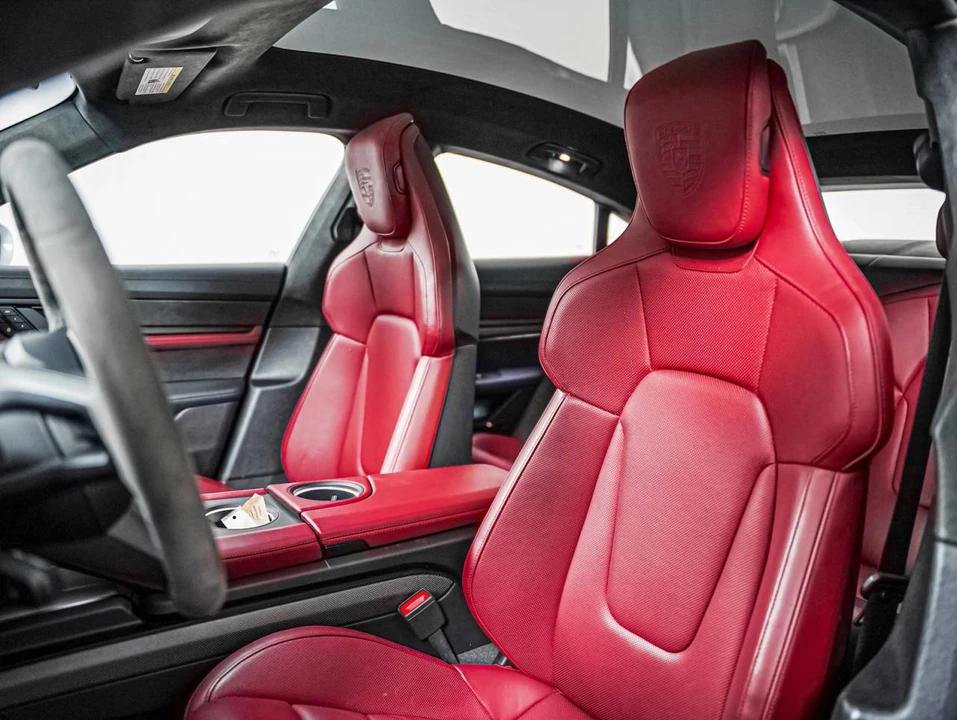 2023 Porsche Taycan GTS - Image 5 of 5
