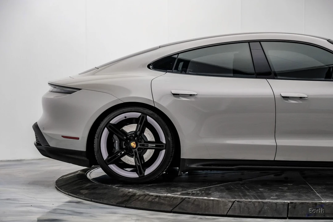 2023 Porsche Taycan GTS - Image 19 of 21