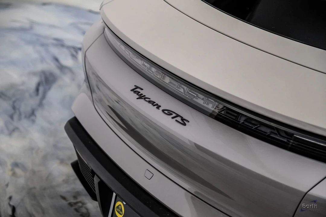 2023 Porsche Taycan GTS - Image 14 of 21