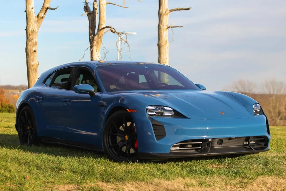 2023 Porsche Taycan GTS - Image 2 of 9