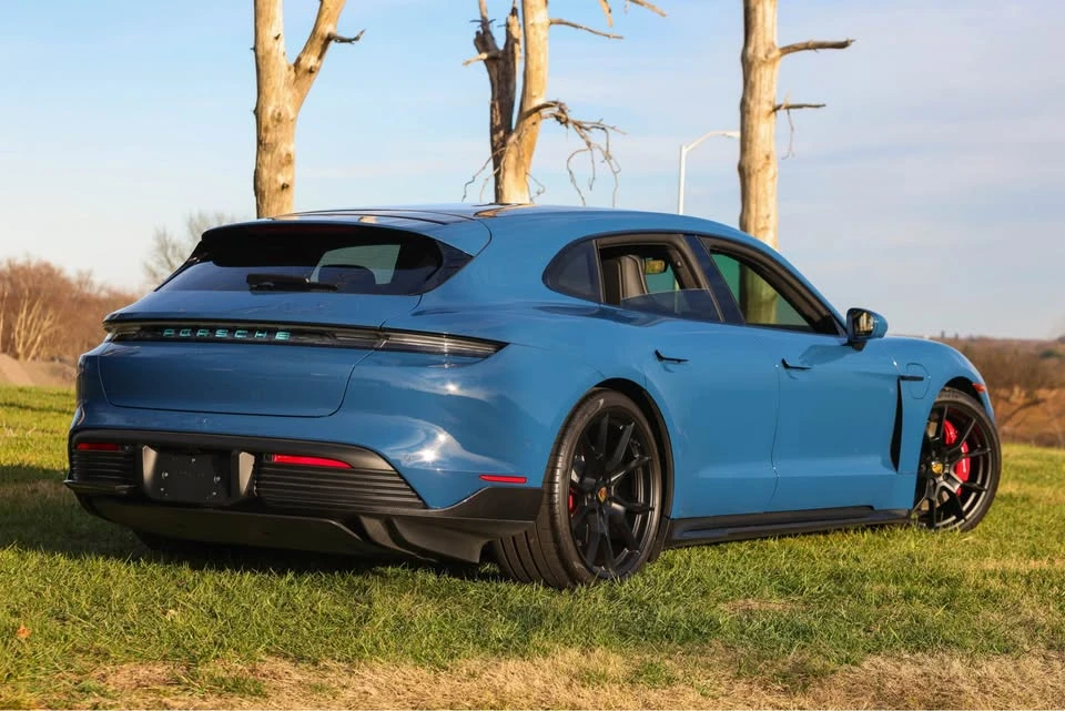 2023 Porsche Taycan GTS - Image 3 of 9