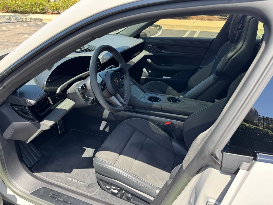 2023 Porsche Taycan GTS - Image 7 of 14