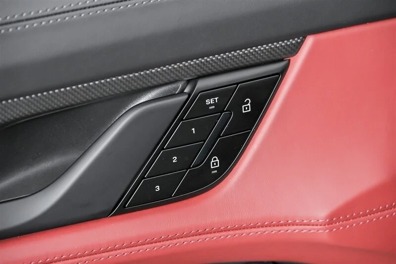 2023 Porsche Taycan GTS - Image 18 of 21