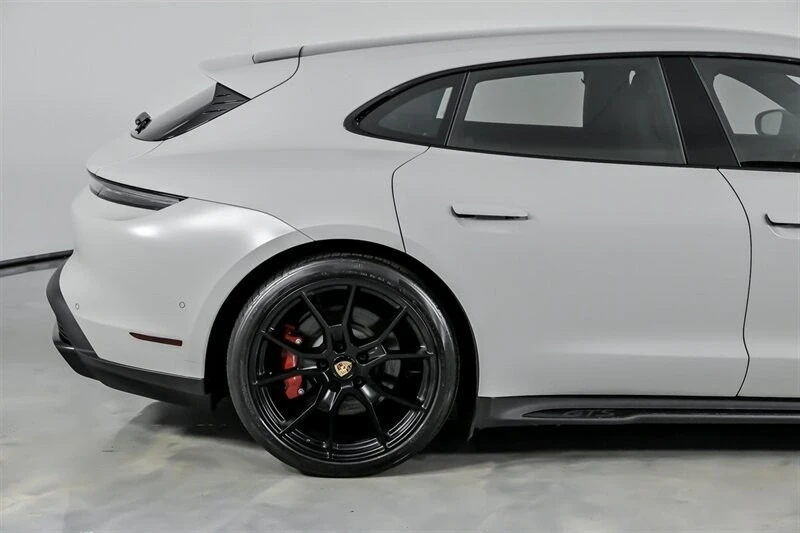 2023 Porsche Taycan GTS - Image 13 of 21