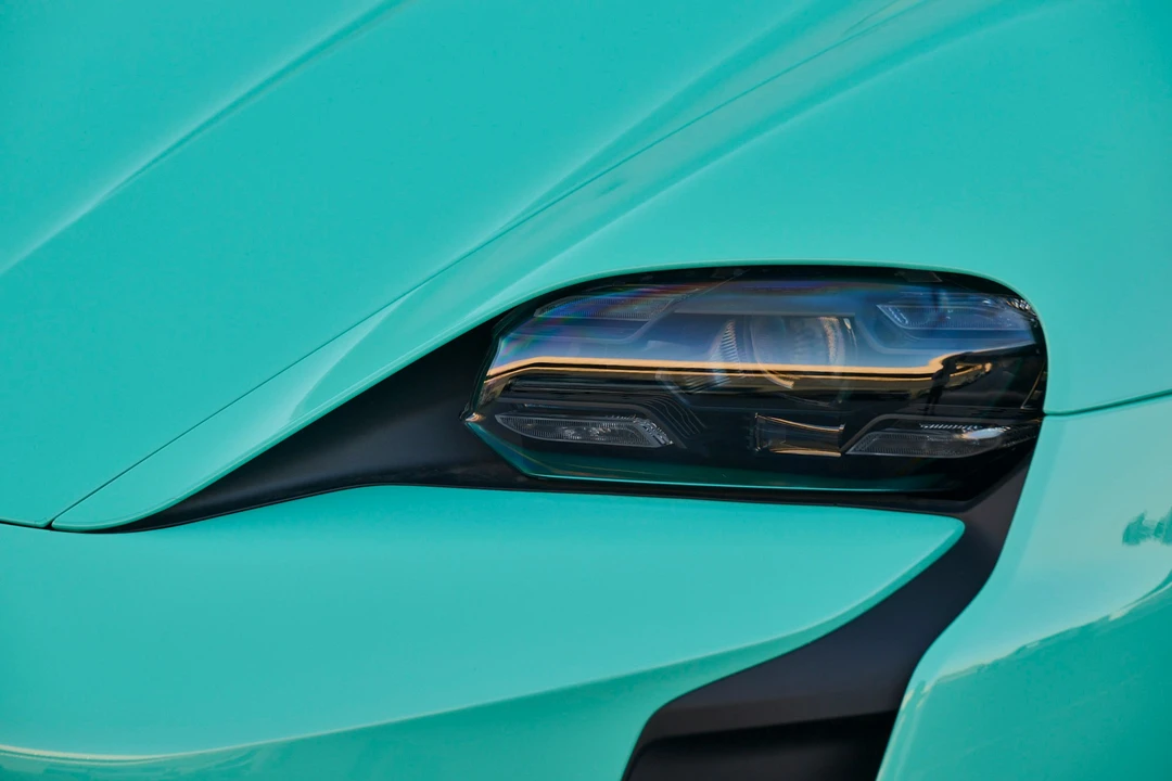 2023 Porsche Taycan GTS - Image 12 of 21