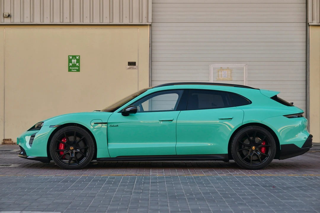 2023 Porsche Taycan GTS - Image 8 of 21