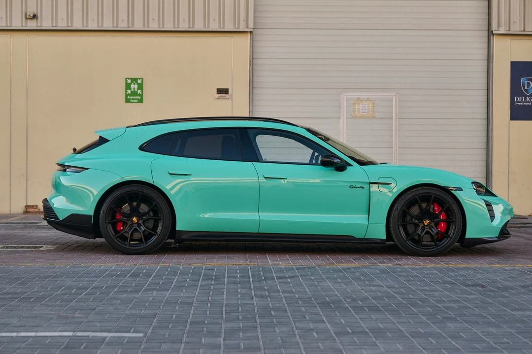 2023 Porsche Taycan GTS - Image 4 of 21