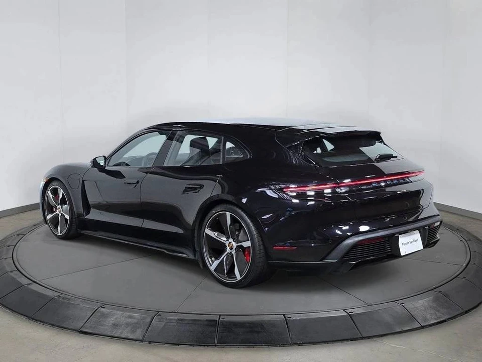 2023 Porsche Taycan Cross Turismo - Image 3 of 5
