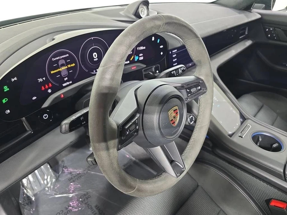 2023 Porsche Taycan Cross Turismo - Image 4 of 5