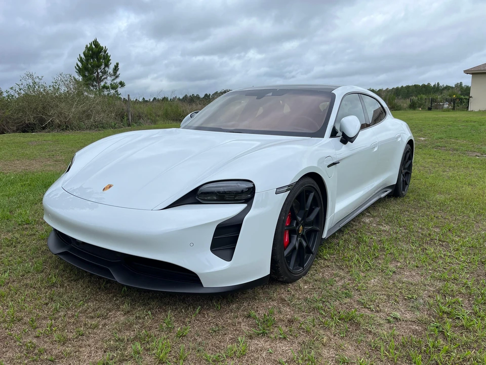 2023 Porsche Taycan GTS - Image 7 of 31