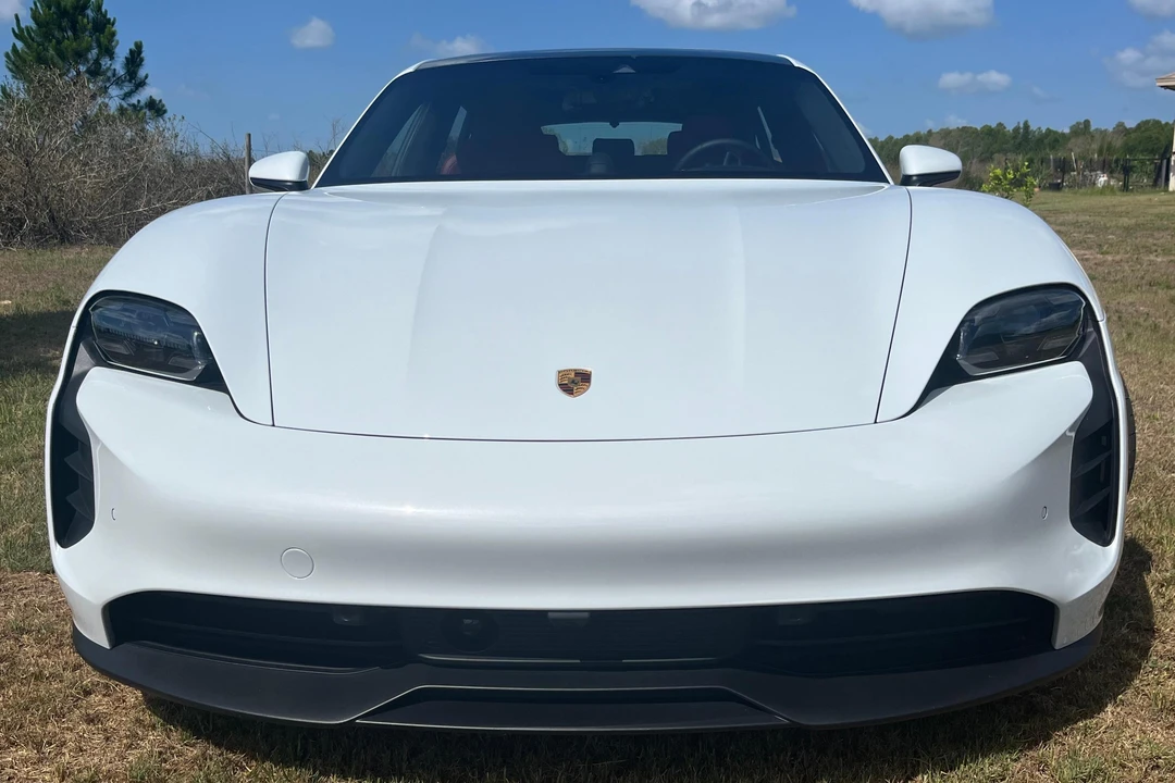 2023 Porsche Taycan GTS - Image 2 of 31