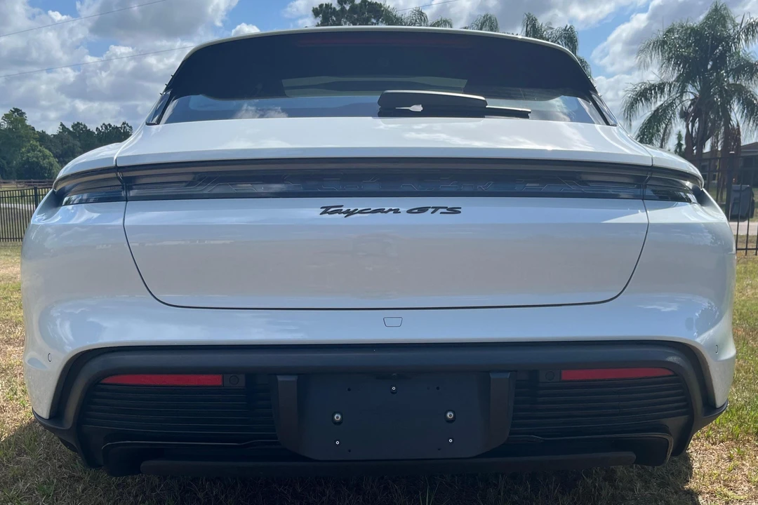 2023 Porsche Taycan GTS - Image 5 of 31