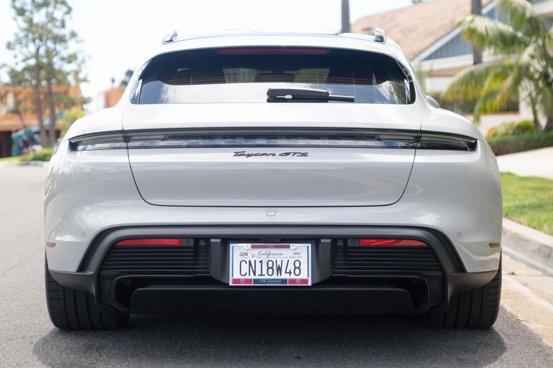 2023 Porsche Taycan GTS - Image 5 of 31
