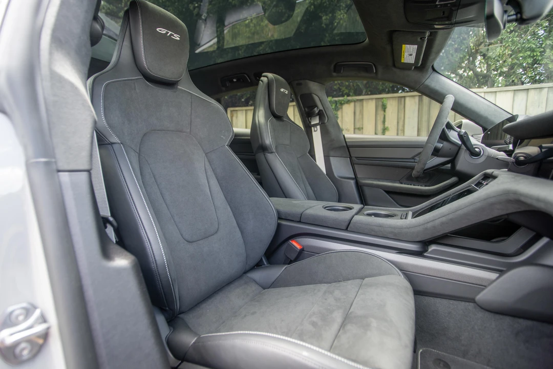 2023 Porsche Taycan GTS - Image 25 of 31