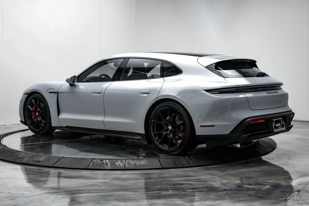 2023 Porsche Taycan GTS - Image 8 of 21