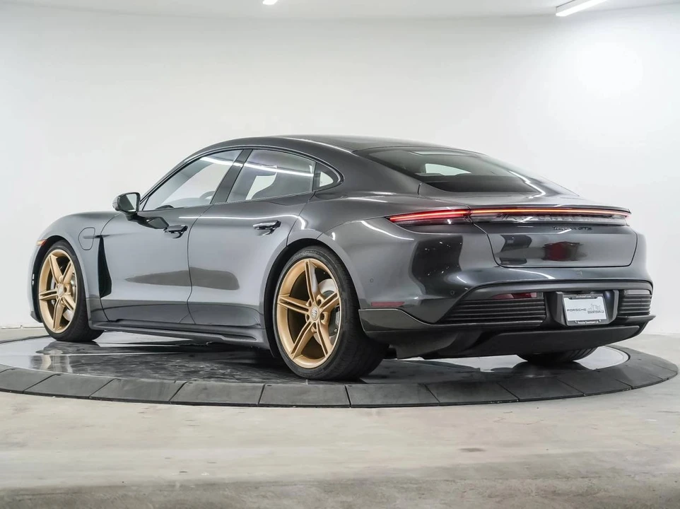 2023 Porsche Taycan GTS - Image 3 of 5