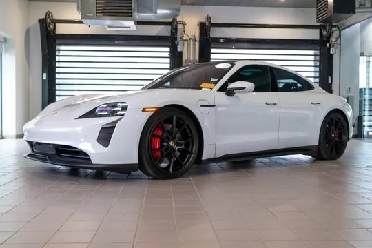 2023 Porsche Taycan GTS
