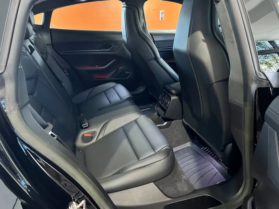 2023 Porsche Taycan GTS - Image 18 of 20