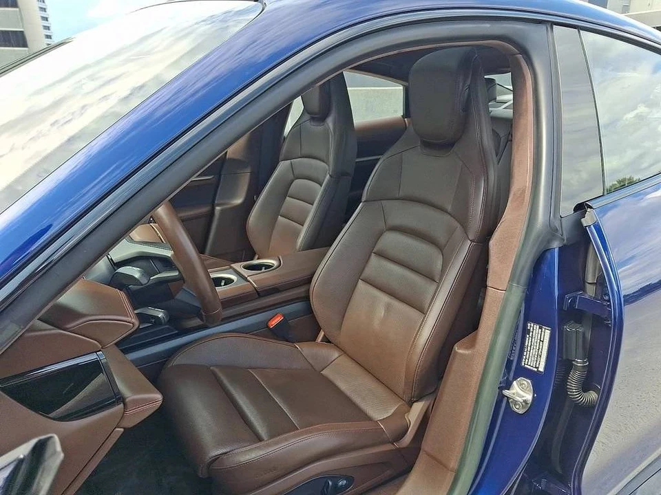 2023 Porsche Taycan GTS - Image 5 of 5