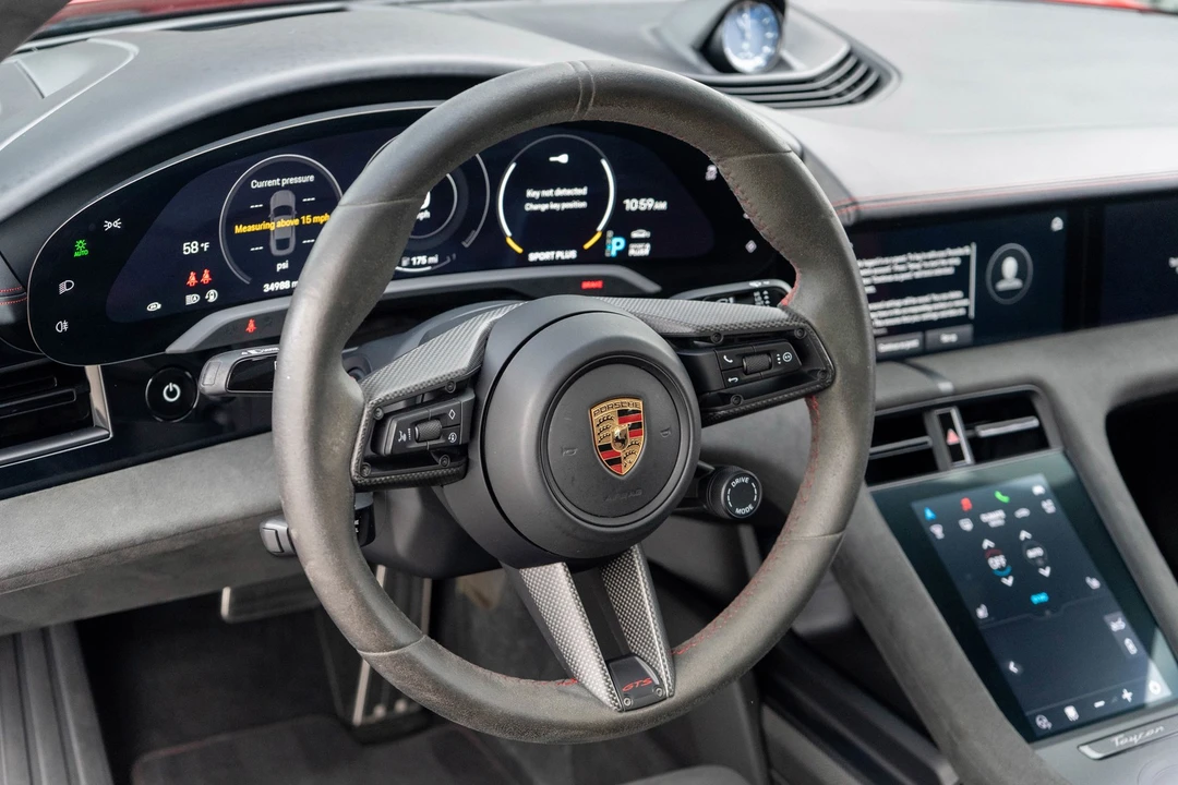 2023 Porsche Taycan GTS - Image 15 of 21