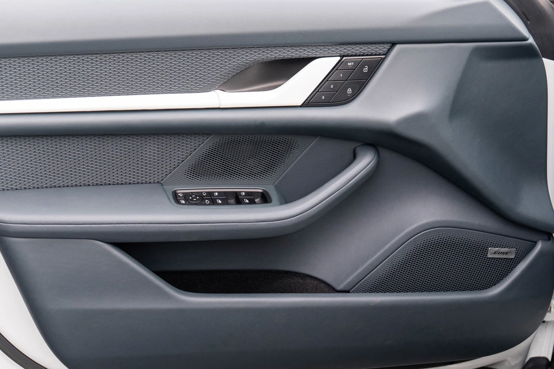 2023 Porsche Taycan GTS - Image 10 of 21