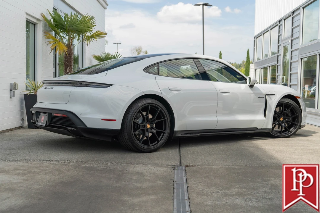 2023 Porsche Taycan GTS - Image 7 of 21