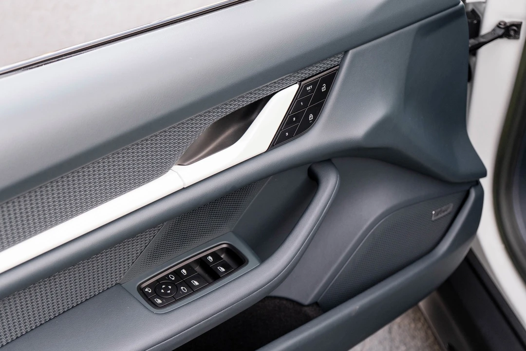 2023 Porsche Taycan GTS - Image 11 of 21